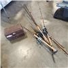 Image 1 : TACKLE BOX AND BUNDLE OF FISHING RODS