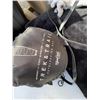 Image 3 : BLANKET AND FUR PILLOW NOREAST SLEEPING BAG WITH SMALL MATTRESS, HEATED BLANKET AND FUR PILLOW