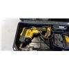 Image 4 : DEWALT DRYWALL GUN, DW402K AND MITER SAW CROWN STOPS