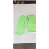 Image 2 : APPROX 300 SIZE LARGE GREEN RUBBER GLOVES