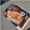 Image 2 : CUISINART DIGITAL AIR FRY OVEN WITH CIRCULON ROASTER