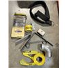 Image 2 : TOTE OF MISC TOOLS