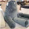 Image 2 : AS NEW PRIME CABLES COZY MEMORY FOAM CUSHION