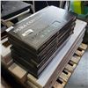 Image 1 : 252  SQ FOOT OF DURA CONTRACT VINYL FLOORING, CHARCOAL