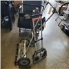 Image 1 : LEE VALLEY PUSH MOWER