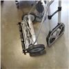 Image 2 : LEE VALLEY PUSH MOWER