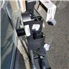 Image 3 : 2 LG CORD ZERO VACUUM STANDS AND HEAD WITH TUBE