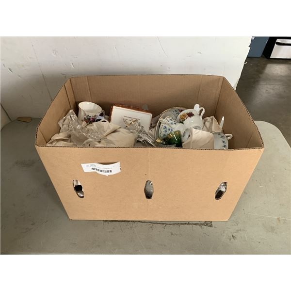 BOX OF CHINA, TEA CUPS, CAMPBELLS SOUP AND OTHER CERAMICS