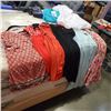 Image 1 : LOT OF NEW SIZE XXL LADIES SUMMER CLOTHING 8 PIECES 7 XXL AND 1 4XL RETAIL $160