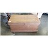 Image 1 : PINE STORAGE TRUNK