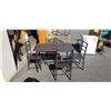 Image 1 : TABLE WITH FOUR CHAIRS