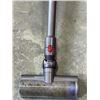 Image 2 : DYSON V7 MOTORHEAD ORIGIN CORDLESS STICK VACUUM W/ CHARGER - TESTED WORKING, RETAIL $449