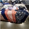 Image 1 : CLOTHING LOT OF NEW SIZE SMALL AND MEDIUM LADIES SUMMER CLOTHING 9 PIECES 6 MEDIUM AND 3 SMALL RETAI