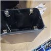 Image 2 : NEW 5L TRASH CAN WITH ANTI-SLIP LINER AND LID