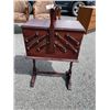 Image 1 : SEWING CABINET