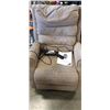 Image 2 : POWER RECLINER LIFT CHAIR