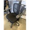 Image 2 : ROLLING OFFICE CHAIR