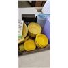 Image 2 : LOT OF TUPPERWARE
