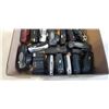 Image 2 : ASSORTED VINTAGE 35MM CAMERAS