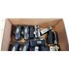 Image 2 : ASSORTED VINTAGE 35MM CAMERAS
