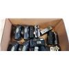 Image 3 : ASSORTED VINTAGE 35MM CAMERAS