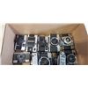 Image 3 : ASSORTED VINTAGE 35MM CAMERAS AND LENSES