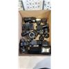 Image 1 : ASSORTED VINTAGE 35MM CAMERAS, LENSES AND FLASHES