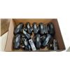 Image 1 : ASSORTED VINTAGE 35MM CAMERAS