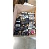 Image 1 : ASSORTED DIGITAL CAMERAS, FLASHES, AND 35MM CAMERAS