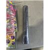 Image 2 : 14" X 24" CLEAR DESK COVER AND IRIDESCENT WHIRLERS