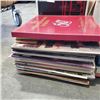 Image 2 : 4 BOXES OF RECORDS