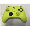 Image 3 : XBOX WIRELESS CONTROLLER, ELECTRIC VOLT - TESTED WORKING