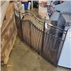 Image 2 : FIREPLACE SCREEN