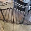 Image 3 : FIREPLACE SCREEN