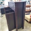 Image 6 : DARK WOOD HUTCH