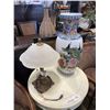 Image 1 : LARGE VASE AND TABLE LAMP