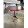 Image 1 : SOLID WOOD FOLDING SIDE TABLE