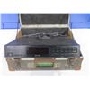 Image 2 : Pioneer Elite F-51 FM/AM Digital Synthesizer Tuner in Hard Case