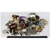 Image 1 : BAG OF JEWELRY