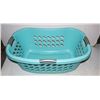Image 1 : LAUNDRY HAMPER