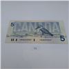 Image 1 : 1986 $5 Canadian Banknote Rare Prefix FNX