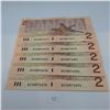 Image 1 : 5 $2 Canadian Banknotes