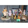 Image 1 : 8 Piece Lot of Vase and Collectible Figurines 