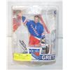 Image 1 : MCFARLANE LEGENDS SERIES 6 WAYNE GRETZKY FIGURE