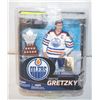 Image 1 : MCFARLANE SERIES 2 PHIL ESPOSITO FIGURE