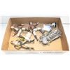 Image 1 : LOT OF COLLECTABLE VINATGE STAR WARS FIGURES
