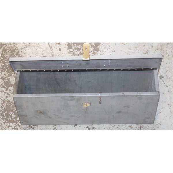 METAL RECTANGULAR CASE