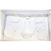 Image 1 : 42 - VICTOTRIAN EPICURE INC. TEA SET