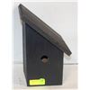 Image 1 : LARGE WOODEN BIRDHOUSE