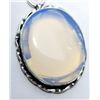 Image 1 : 20)  NATURAL OVAL ROK CRYSTAL PENDANT ON AN 18"